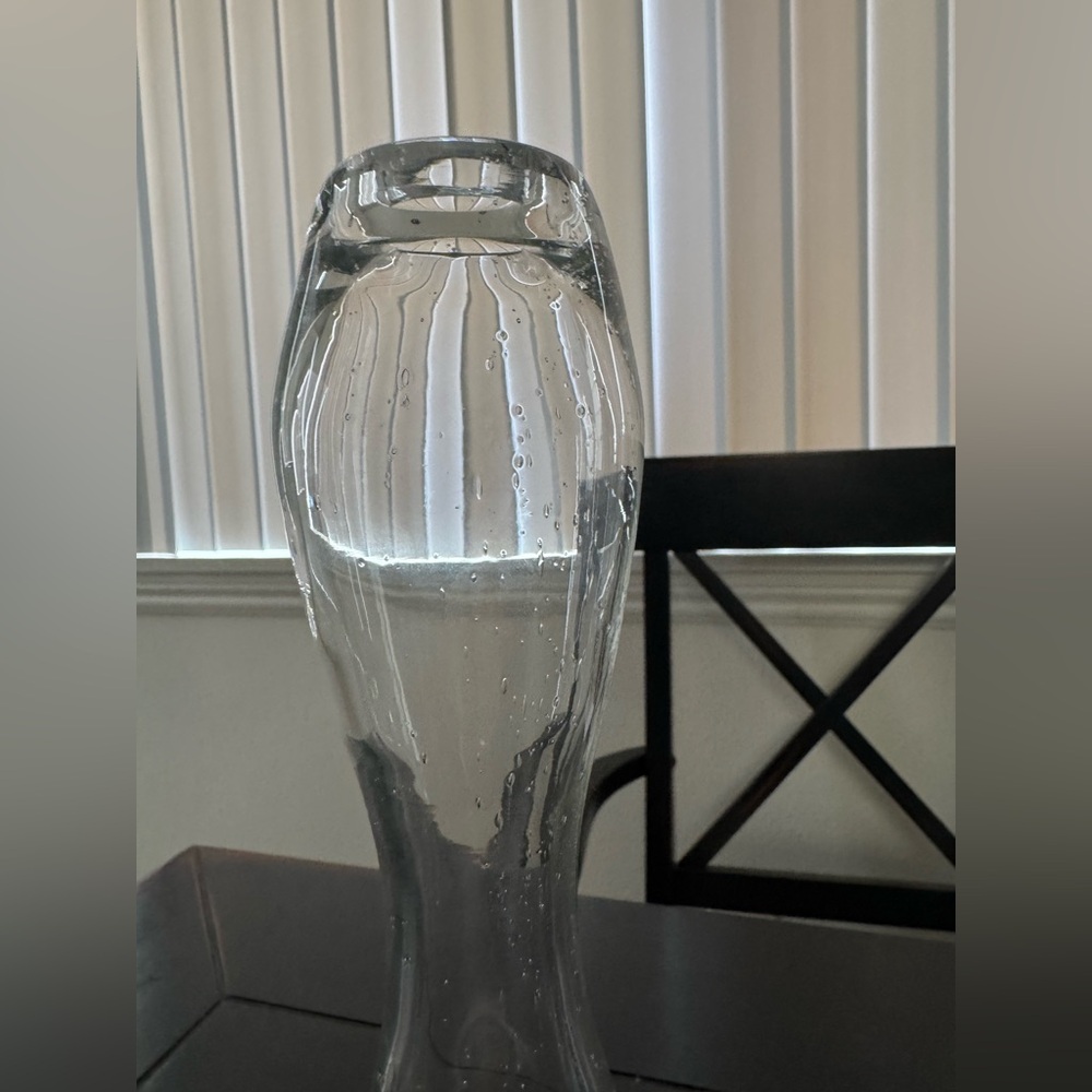 Bubble glass bud vase - Picture 3 of 7